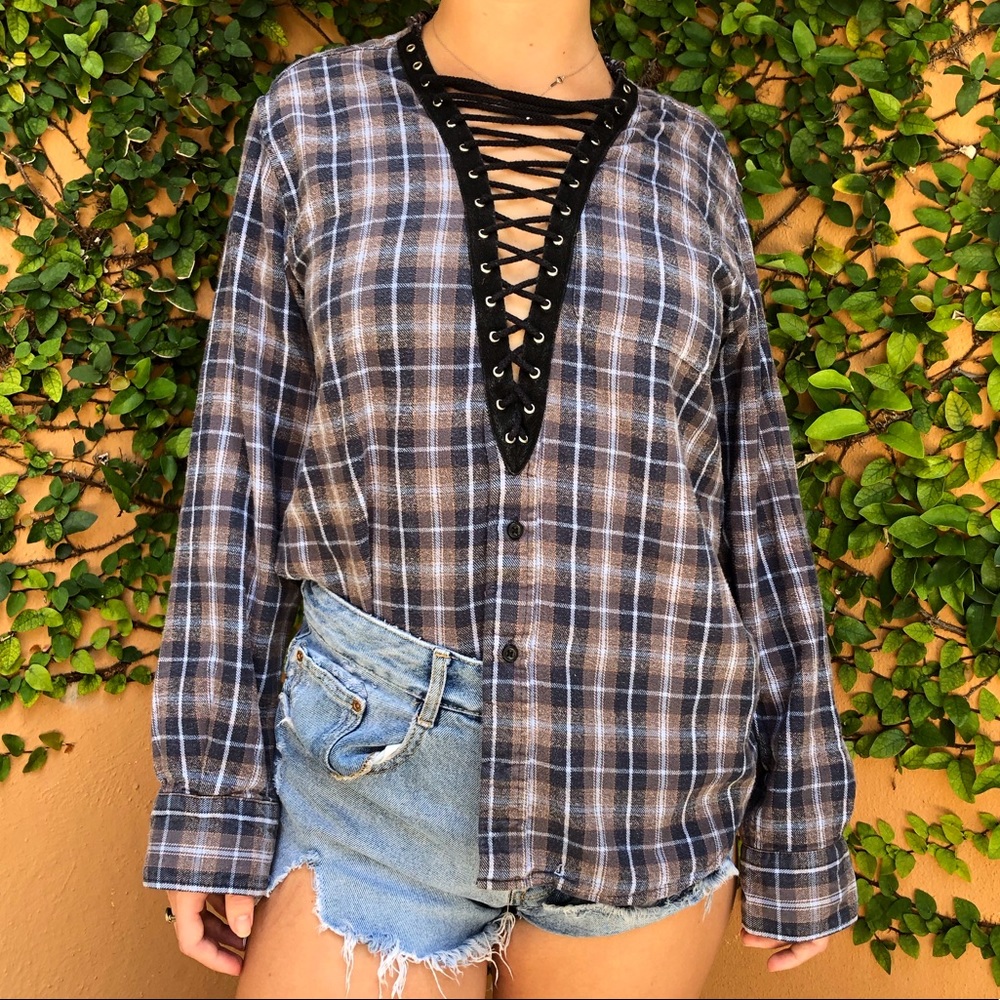 🌿LF Lace Up Flannel